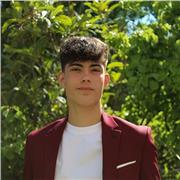 Estudiante de Bachillerato para repaso y apoyo de tareas escolares